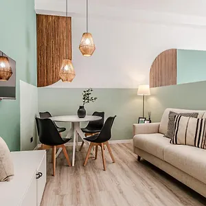 japandi-appartamento-zona-porto-mediceo-livorno.it-tuscanyhotel.com/